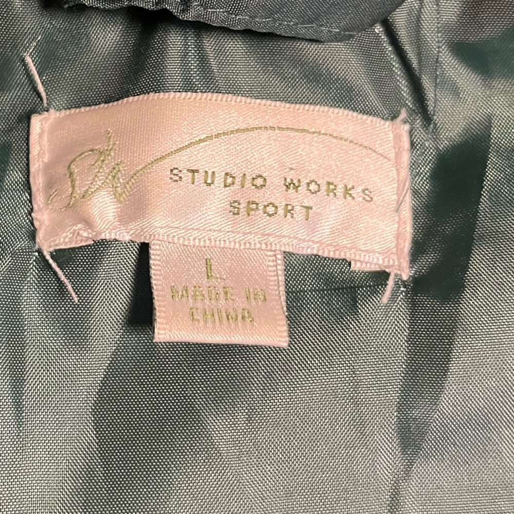 Studio Works Dark Green Size L Vest - Picture 5 of 7